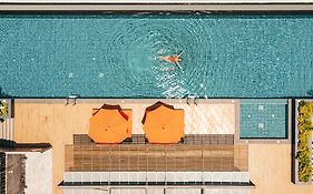 วี กะตะ ลักชูรี่